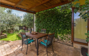 Nice Apartment In Jadreski With Wifi